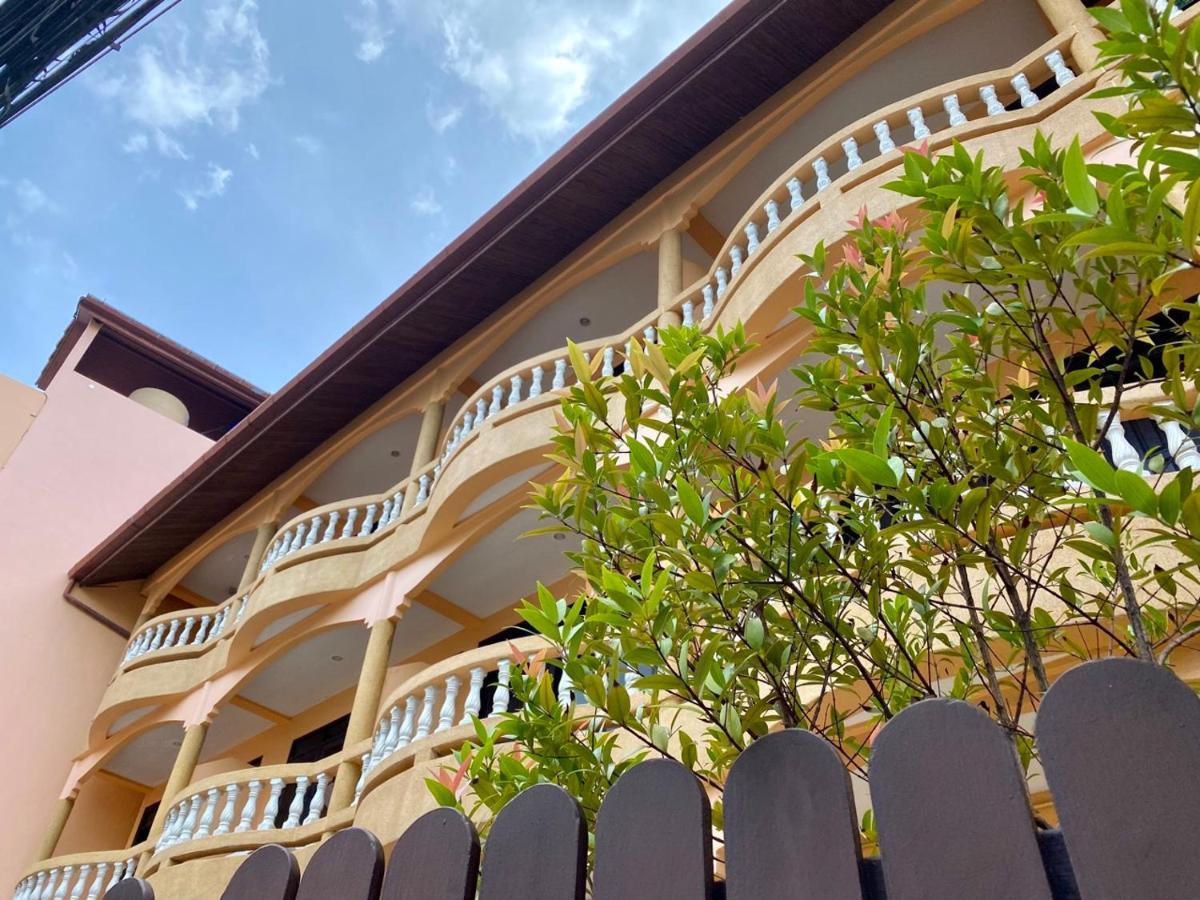 Phuket Baan Sudarat Hotel מראה חיצוני תמונה