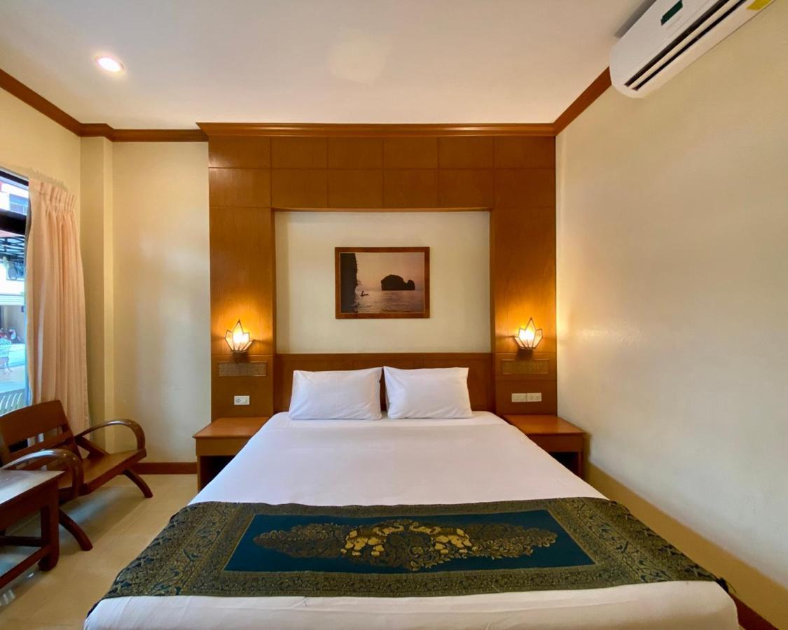 Phuket Baan Sudarat Hotel מראה חיצוני תמונה