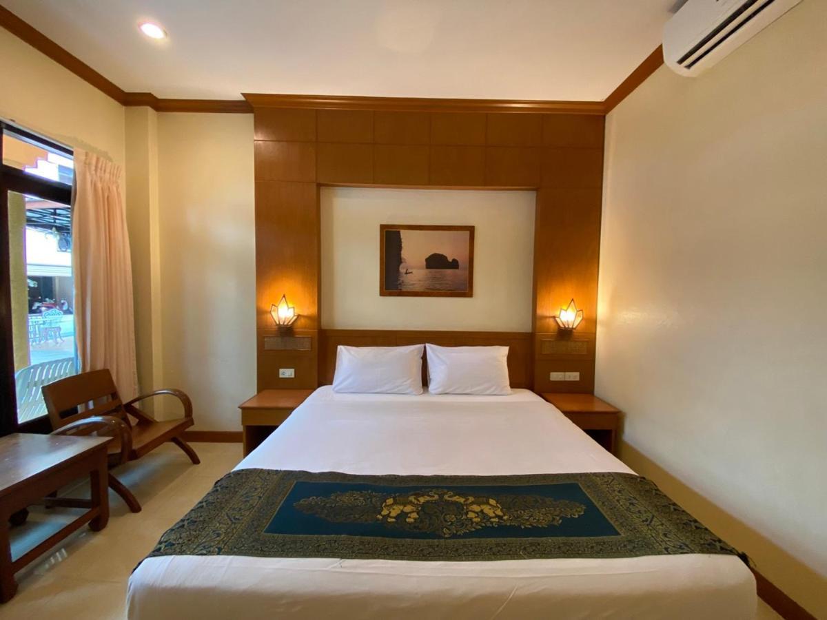 Phuket Baan Sudarat Hotel חדר תמונה