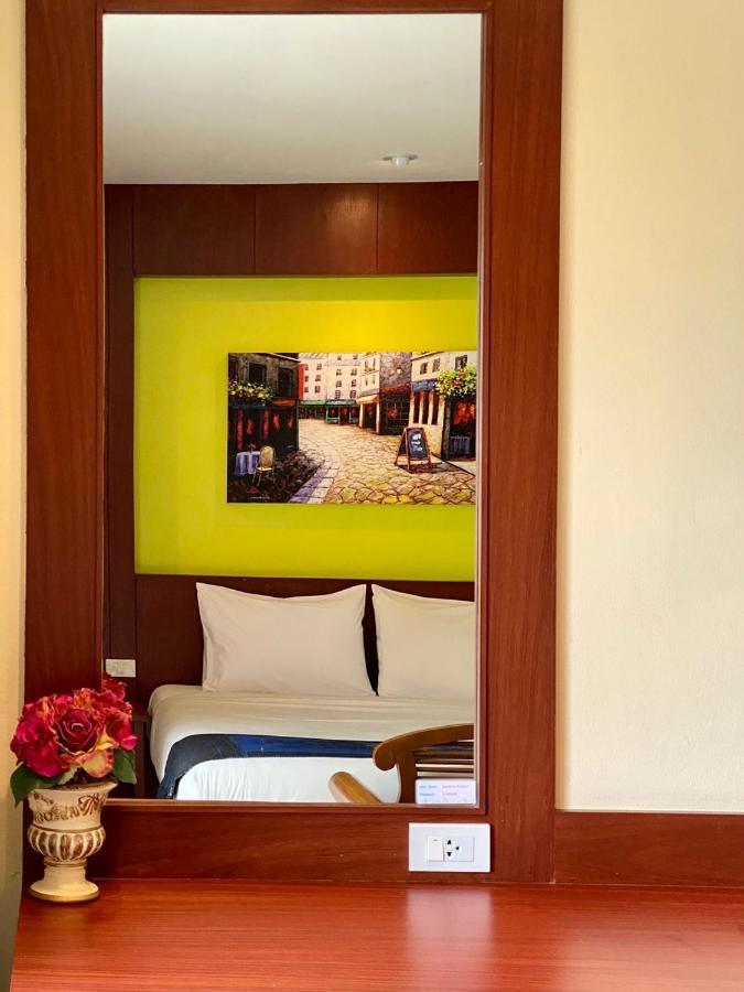 Phuket Baan Sudarat Hotel מראה חיצוני תמונה